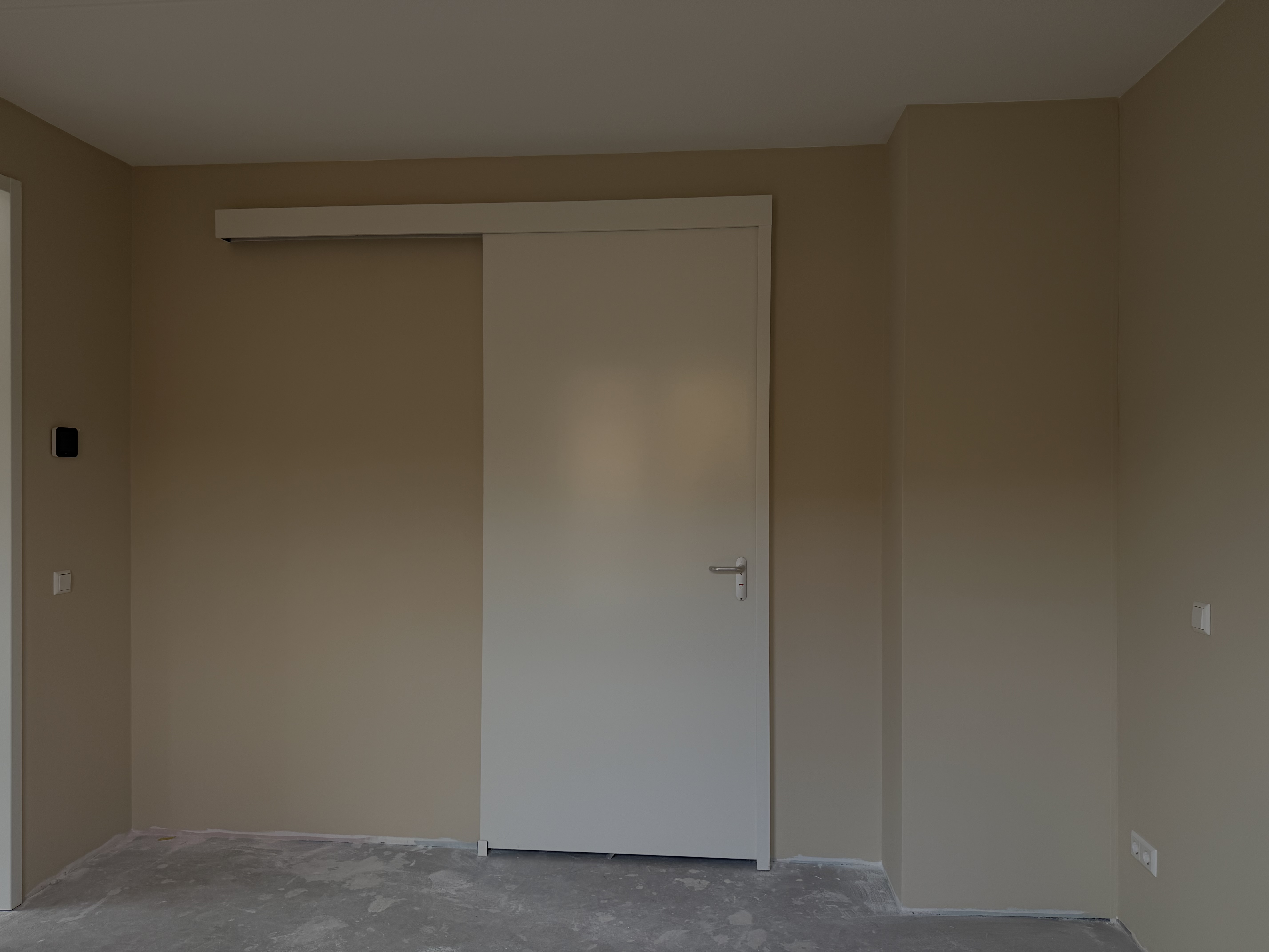 renovlies aanbrengen, schilderwerk, fotobehang, dakkap afwerken en spuiten Stellendam – Bouwcons